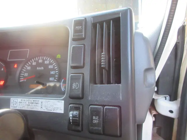 いすゞ エルフ SKG-NPS85AN改(4WD)の写真12