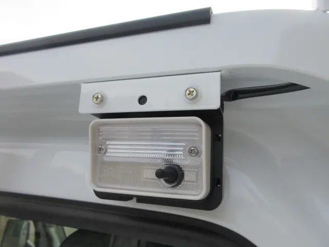 日産 クリッパートラック 3BD-DR16T(4WD)の写真5