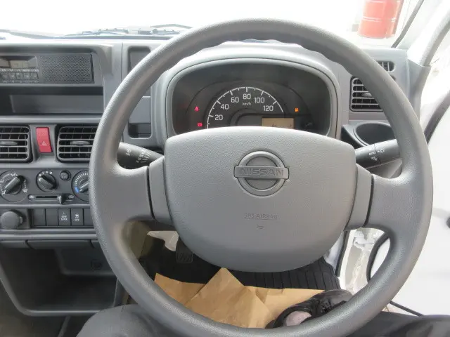 日産 クリッパートラック 3BD-DR16T(4WD)の写真10
