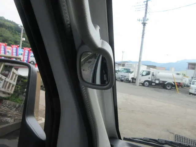 日産 クリッパートラック 3BD-DR16T(4WD)の写真20