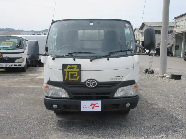 トヨタ トヨエース TKG-XZU675(4WD)の写真2