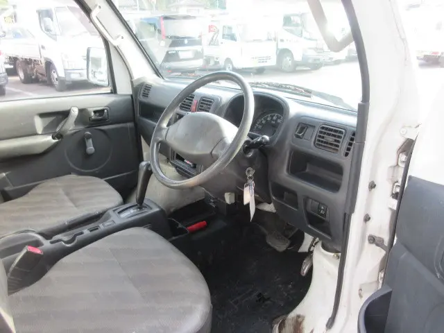 スズキ キャリイ EBD-DA63T(4WD)の写真17