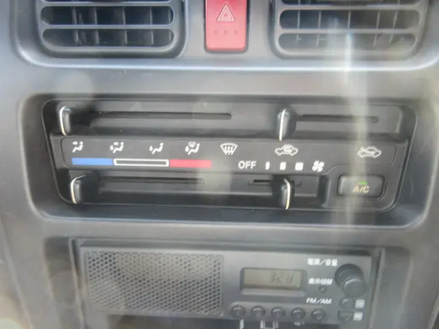 スズキ キャリイ EBD-DA63T(4WD)の写真27