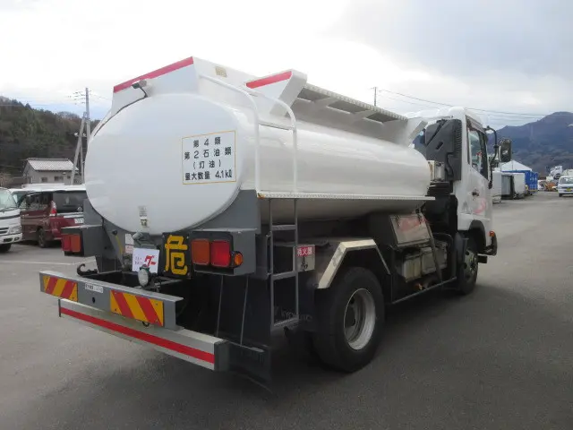 UD コンドル TKG-MK38L(2WD)の写真5