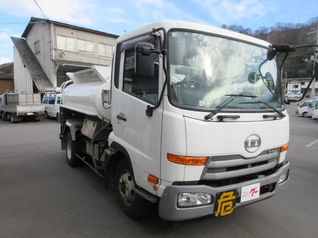 UD コンドル TKG-MK38L(2WD)の写真6