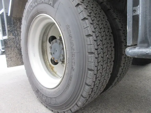 UD コンドル TKG-MK38L(2WD)の写真33