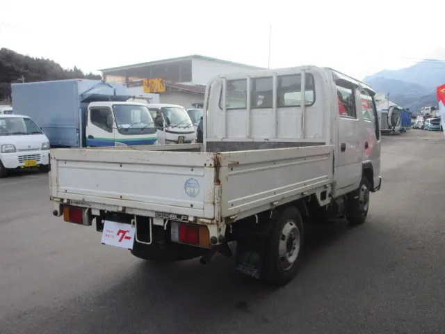 いすゞ エルフ KR-NHS69EA(4WD)の写真4