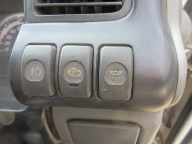 いすゞ エルフ KR-NHS69EA(4WD)の写真24