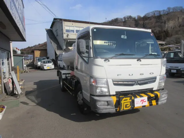 三菱 キャンター TKG-FEB90(2WD)の写真3