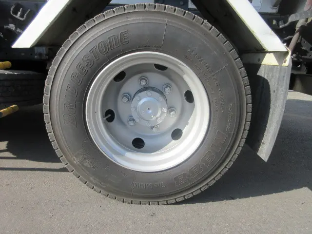 三菱 キャンター TKG-FEB90(2WD)の写真8