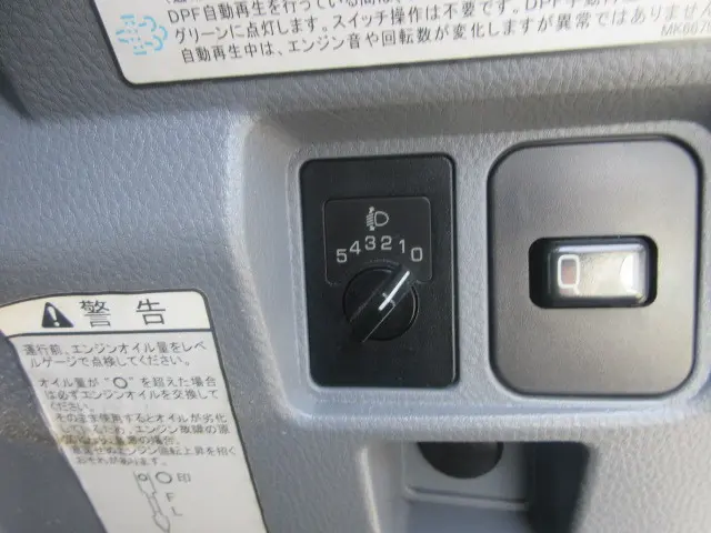 三菱 キャンター TKG-FEB90(2WD)の写真34