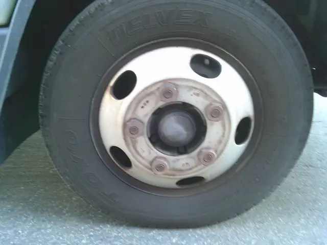 三菱 キャンター TPG-FEA50(2WD)の写真17