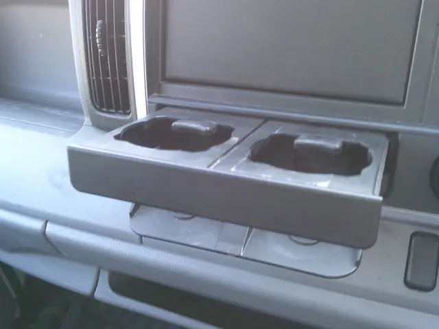 三菱 キャンター TPG-FEA50(2WD)の写真40