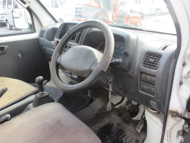 スズキ キャリイ LE-DA62T(4WD)の写真16