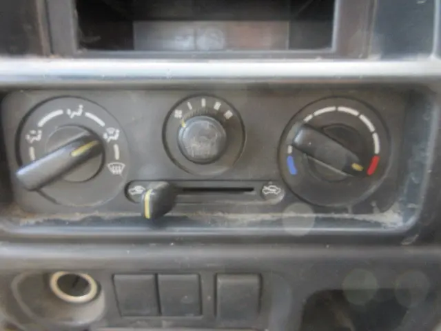 スズキ キャリイ LE-DA62T(4WD)の写真23