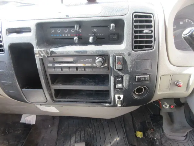 トヨタ トヨエース BDG-XZU378(4WD)の写真38