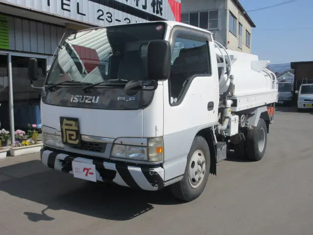 いすゞ エルフ KR-NKR81EP(2WD)の写真1