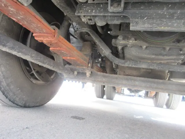 いすゞ エルフ KR-NKR81EP(2WD)の写真24