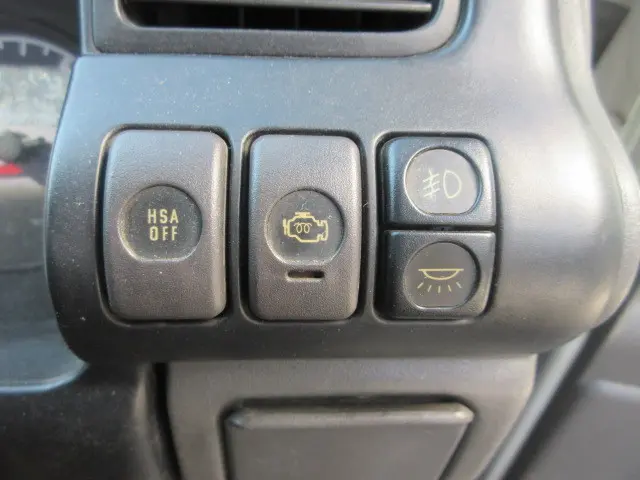 いすゞ エルフ KR-NKR81EP(2WD)の写真30