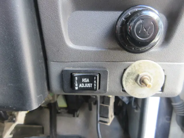 いすゞ エルフ KR-NKR81EP(2WD)の写真43