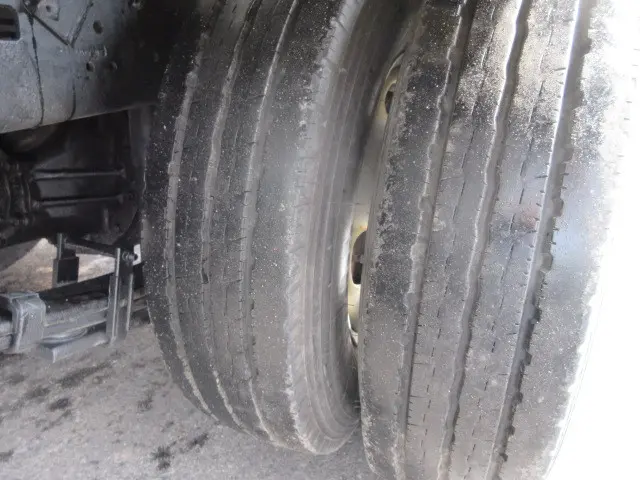 日野 デュトロ TKG-XZU675M(4WD)の写真11