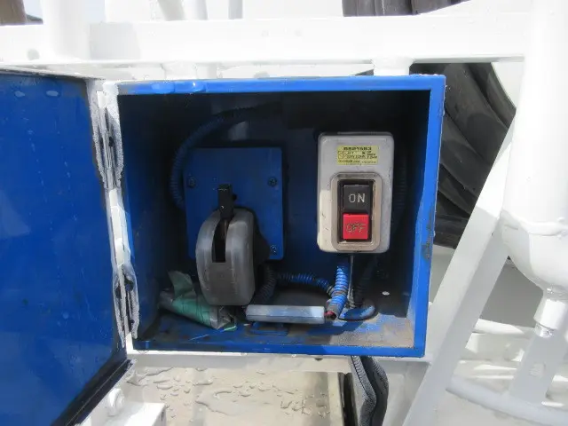 日野 デュトロ TKG-XZU675M(4WD)の写真27