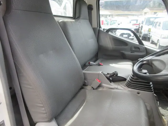 日野 デュトロ TKG-XZU675M(4WD)の写真35