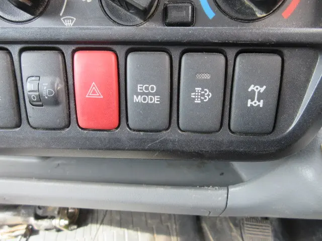 日野 デュトロ TKG-XZU675M(4WD)の写真44