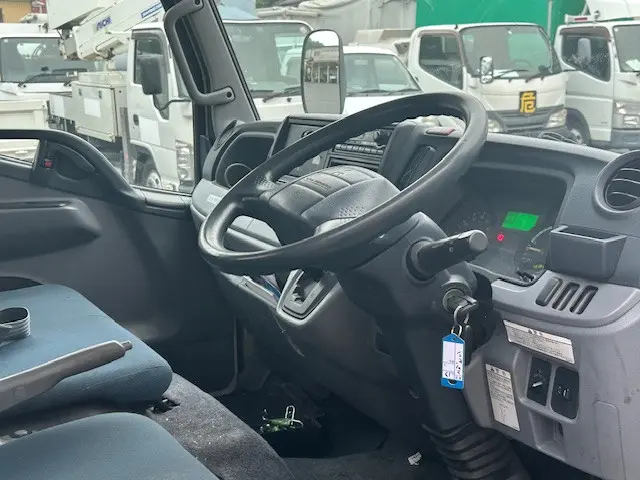 三菱 キャンター TKG-FBA20(2WD)の写真22