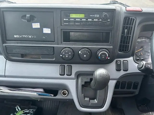 三菱 キャンター TKG-FBA20(2WD)の写真28