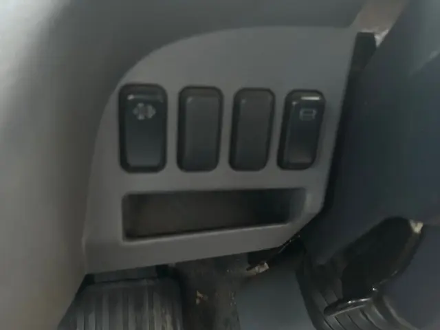 三菱 キャンター TKG-FBA20(2WD)の写真33