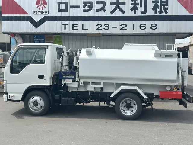 いすゞ エルフ TPG-NKS85AN(4WD)の写真4