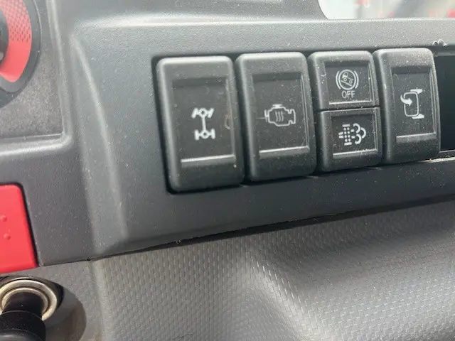 いすゞ エルフ TPG-NKS85AN(4WD)の写真16