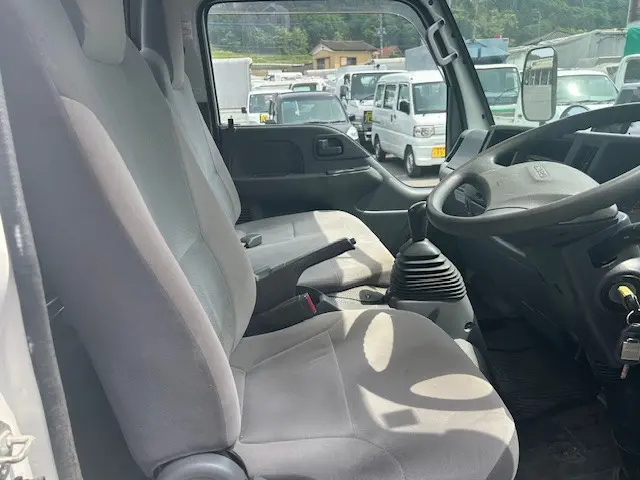 いすゞ エルフ TPG-NKS85AN(4WD)の写真26