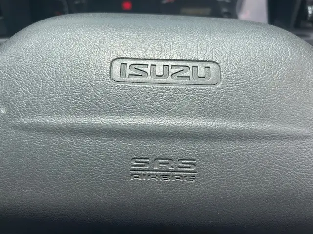 いすゞ エルフ BDG-NKS85AN(4WD)の写真18