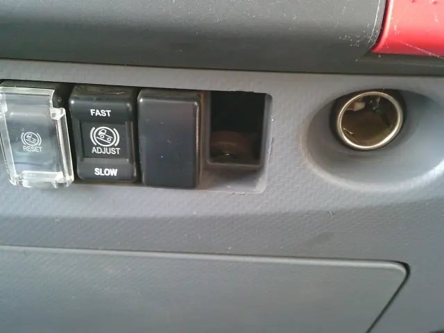 いすゞ エルフ TDG-NMS85AN(4WD)の写真25