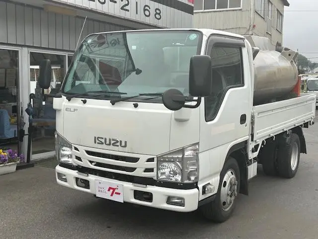 いすゞ エルフ TRG-NJS85AN(4WD)の写真1