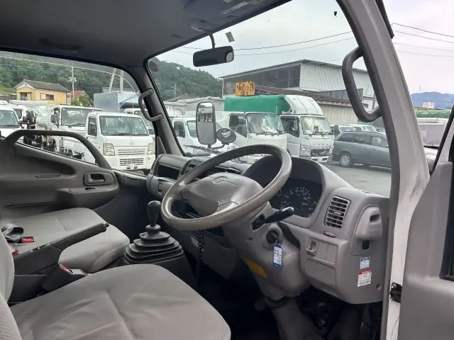 トヨタ トヨエース LDF-KDY281(4WD)の写真23