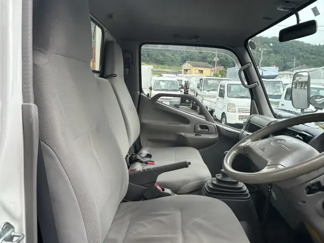 トヨタ トヨエース LDF-KDY281(4WD)の写真24