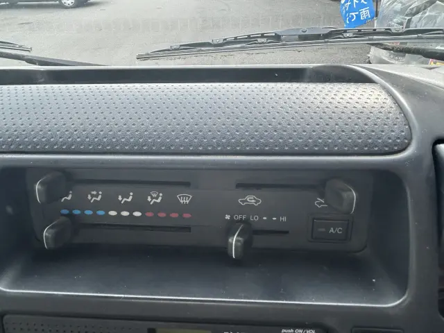 トヨタ トヨエース LDF-KDY281(4WD)の写真30