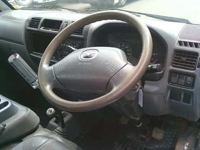 マツダ ボンゴトラック ABF-SKP2L(4WD)の写真6