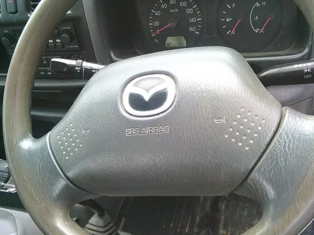 マツダ ボンゴトラック ABF-SKP2L(4WD)の写真9