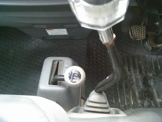 マツダ ボンゴトラック ABF-SKP2L(4WD)の写真12