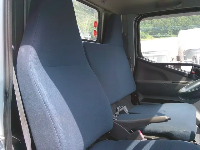三菱 キャンター TKG-FEA80(2WD)の写真7