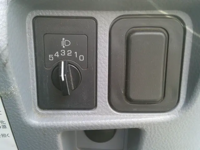 三菱 キャンター TKG-FEA80(2WD)の写真14