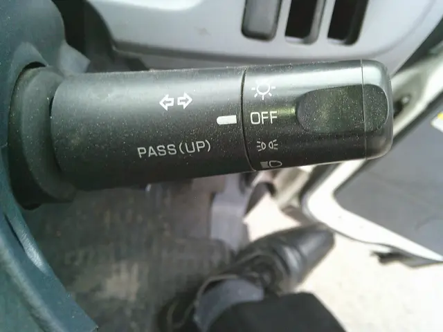 三菱 キャンター TKG-FBA20(2WD)の写真28