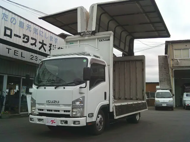 いすゞ エルフ BDG-NMS85AN(4WD)の写真1