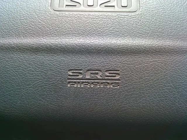 いすゞ エルフ BDG-NKS85AN(4WD)の写真24