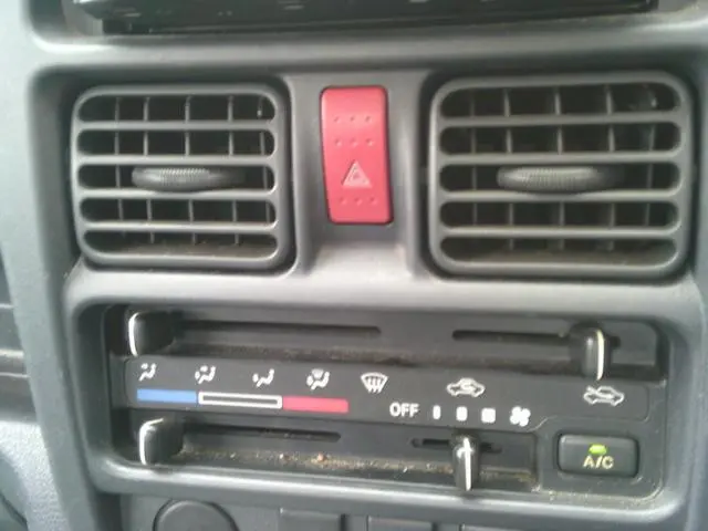 日産 クリッパートラック EBD-DR16T(2WD)の写真12