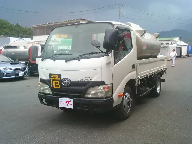 トヨタ トヨエース TKG-XZU675(4WD)の写真1